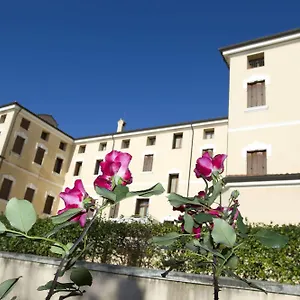 Scalabrini Hotel